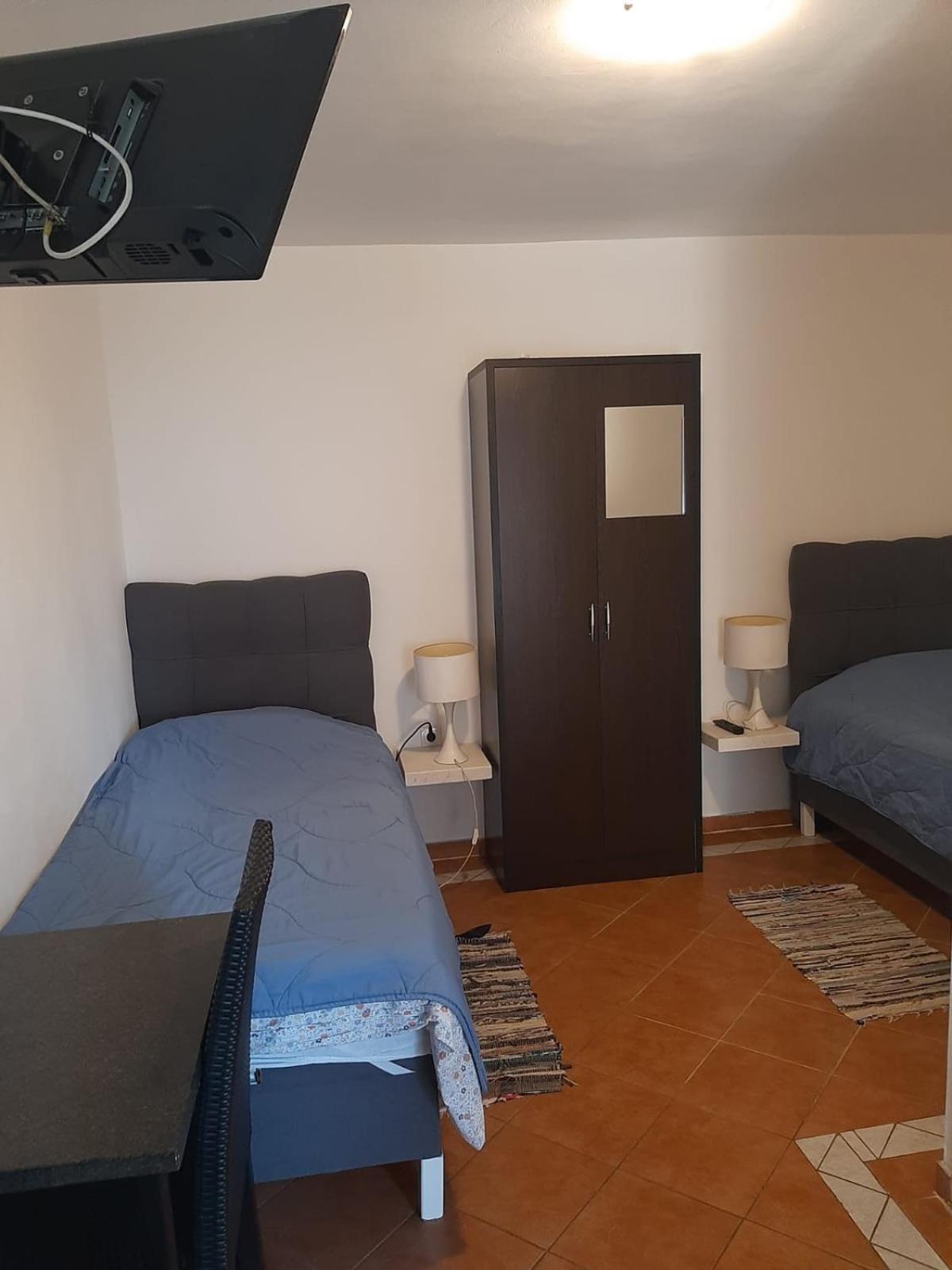 Rooms Lutra Bilje Eksteriør bilde