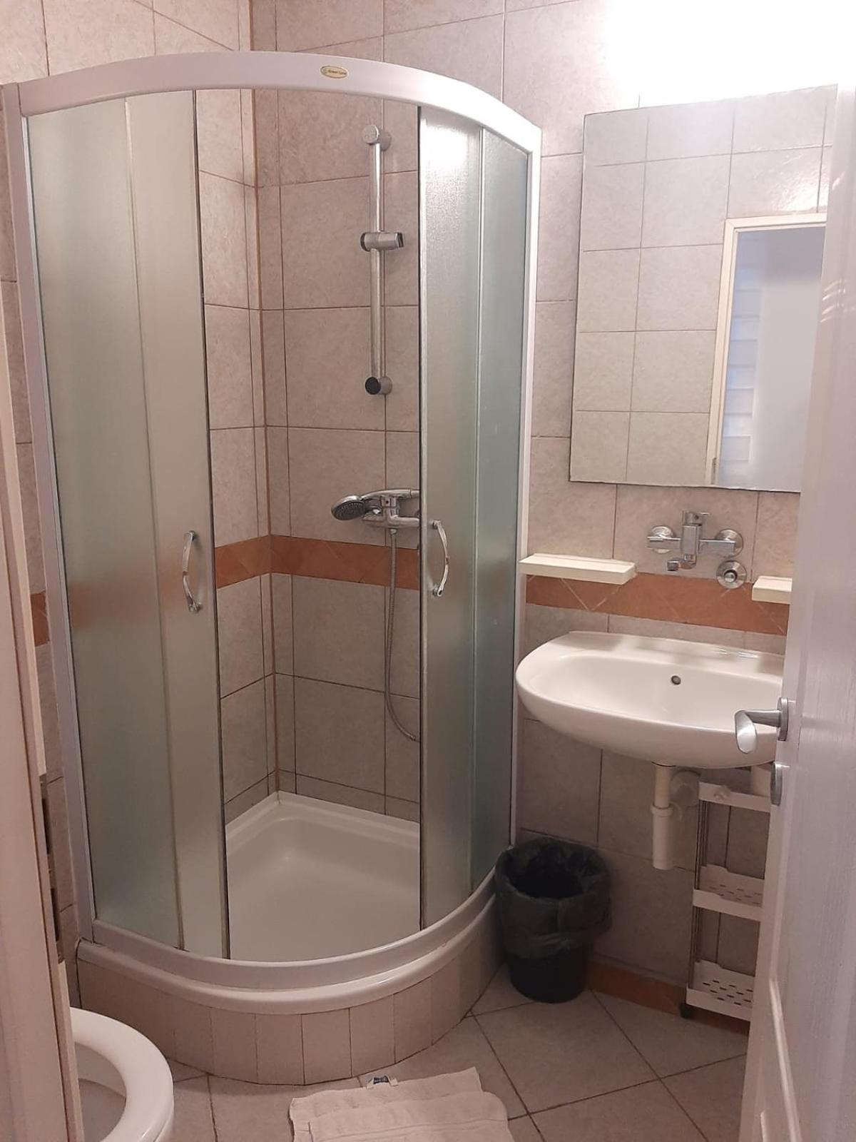 Rooms Lutra Bilje Eksteriør bilde